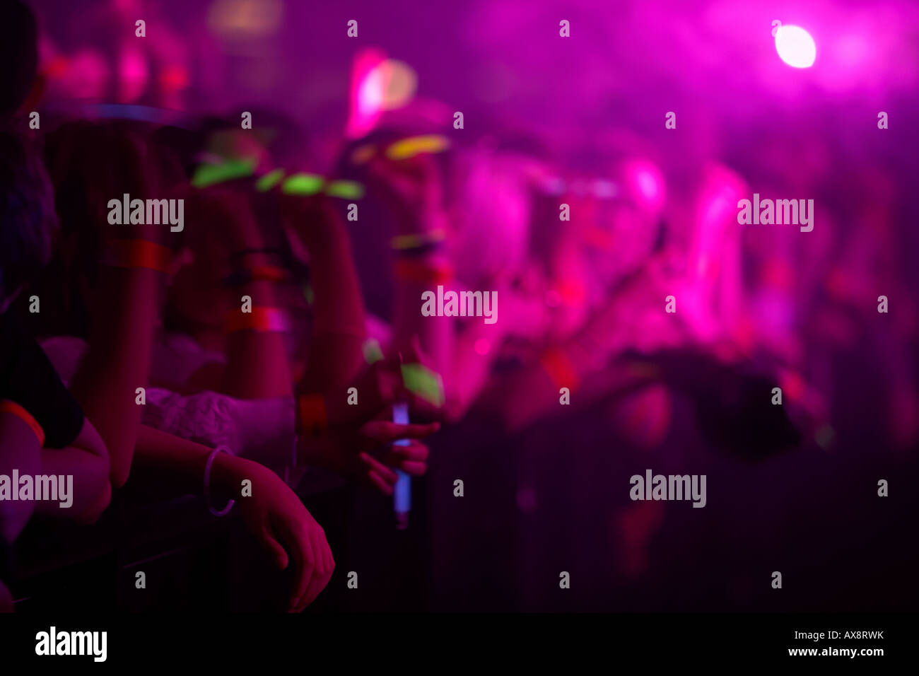 Nightclub crowd hands in the air hi-res stock photography and images ...