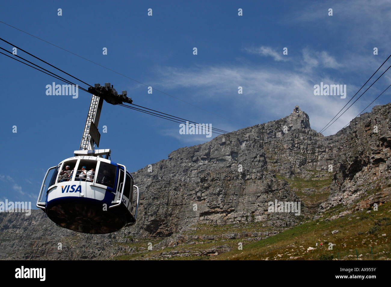 cable car at the lower cable car station table mountain national park
