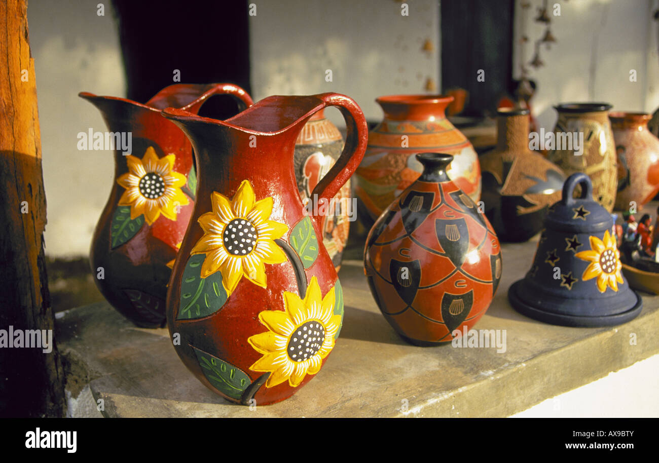 Central american pottery hi-res stock photography and images - Alamy
