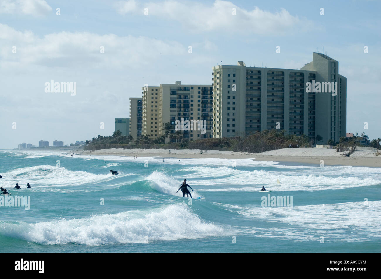 Surfers at Jupiter Island beach, Jupiter, Florida, USA Stock Photo - Alamy Surfers at Jupiter Island beach, Jupiter, Florida, USA Stock Photo - Alamy