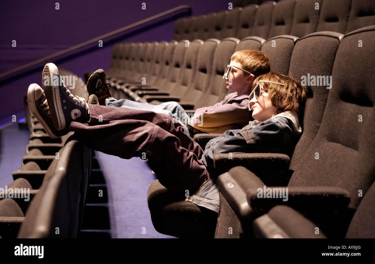 3d cinema kids hi-res stock photography and images - Alamy