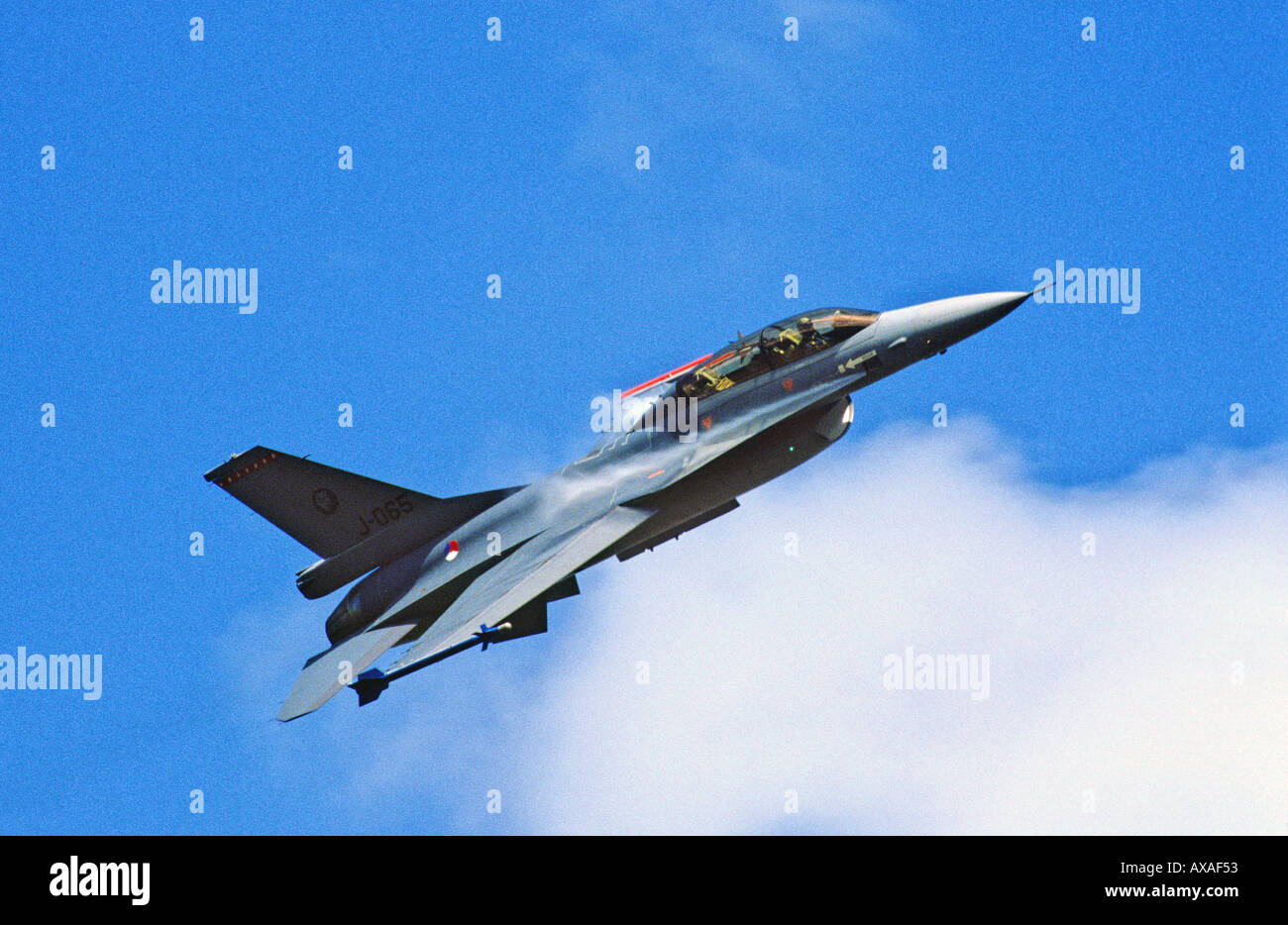 16 seater hi-res stock photography and images - Alamy