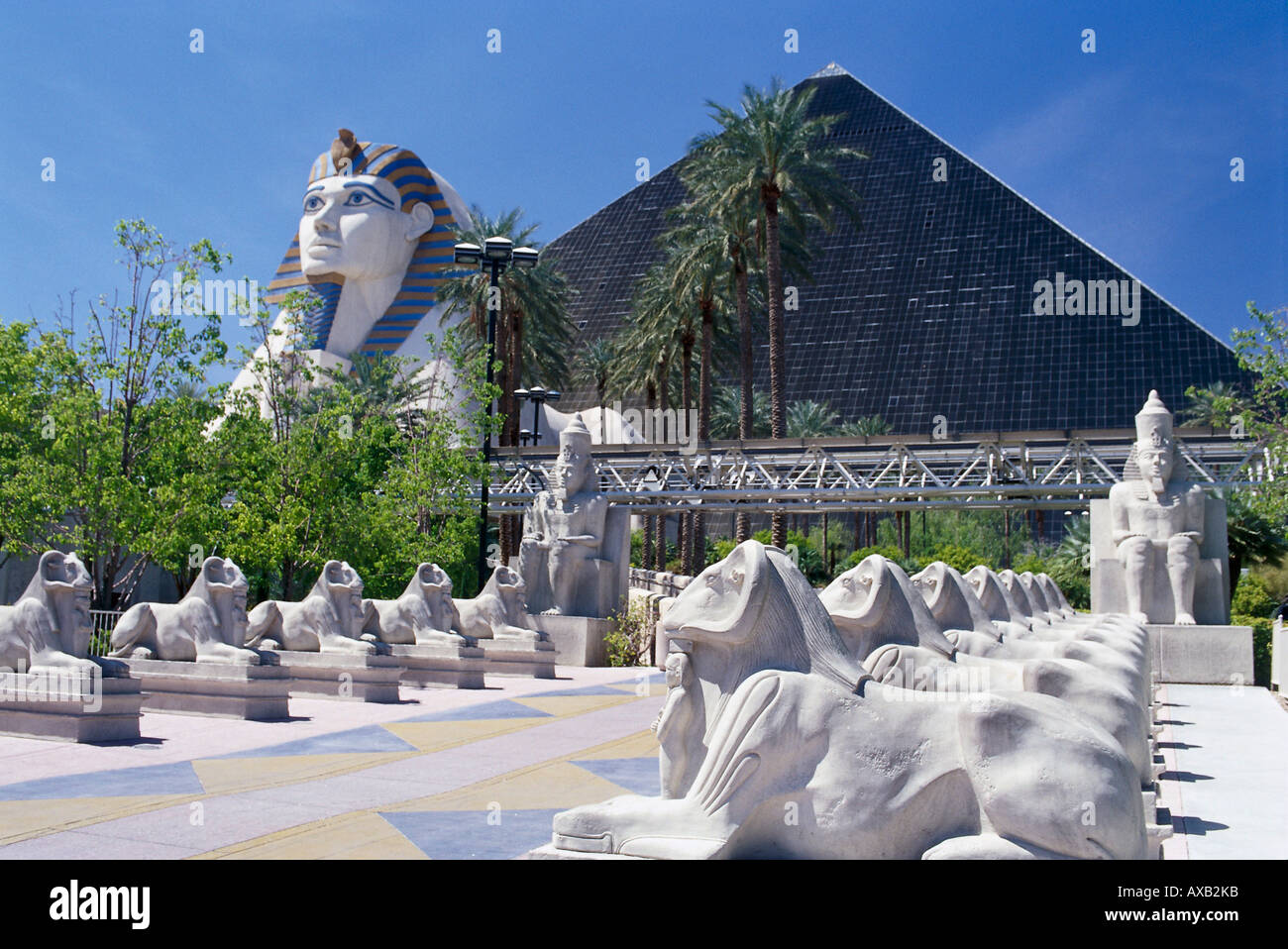 Luxor Las Vegas – The Egyptian Themed Resort – Road to Something New