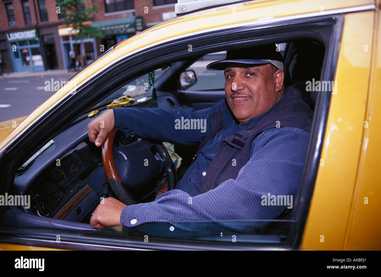 cab driver' hi-res stock photography and images - Alamy