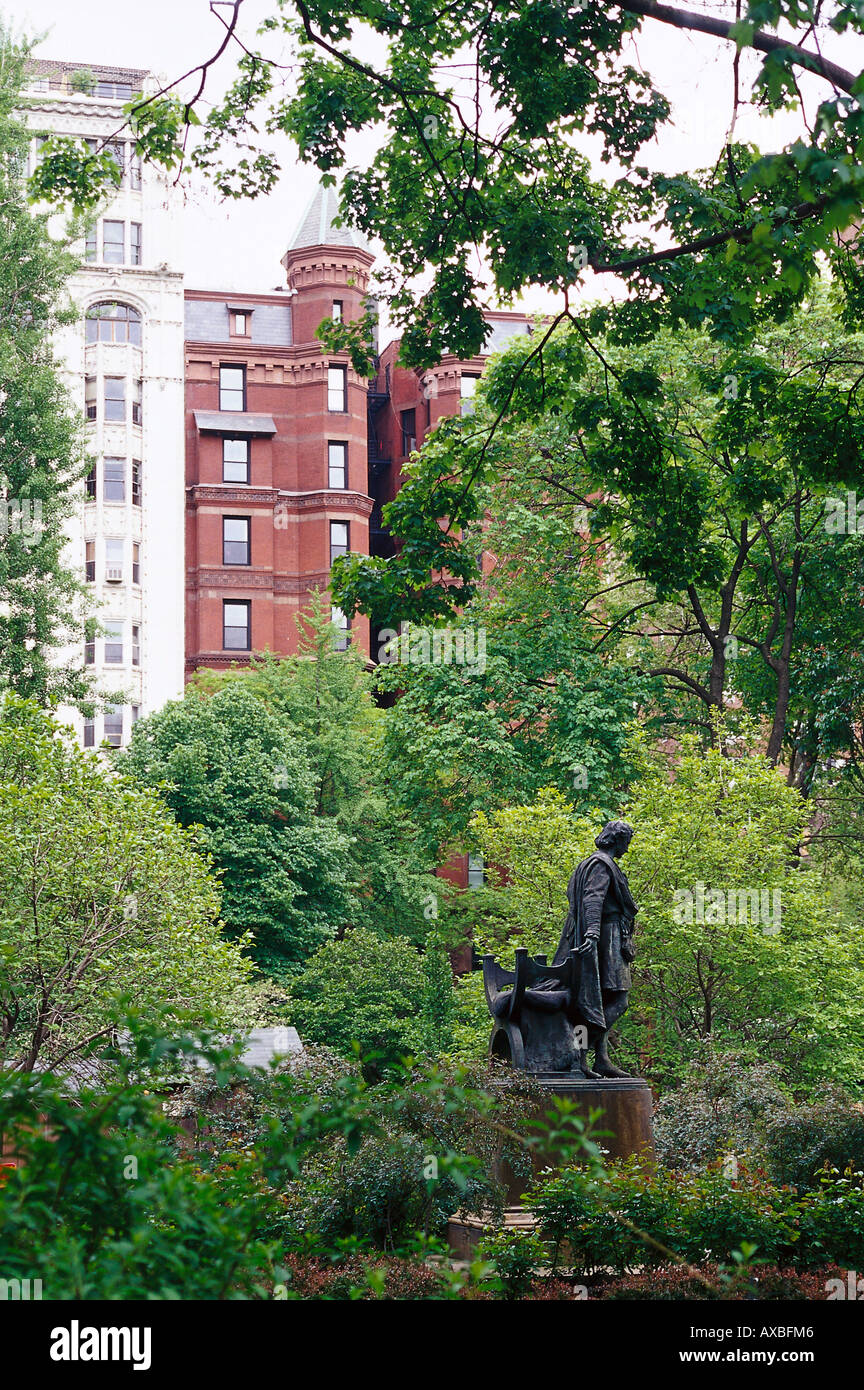View At A Statue At Gramercy Park Manhattan New York USA America view-at-a-statue-at-gramercy-park-manhattan-new-york-usa-america