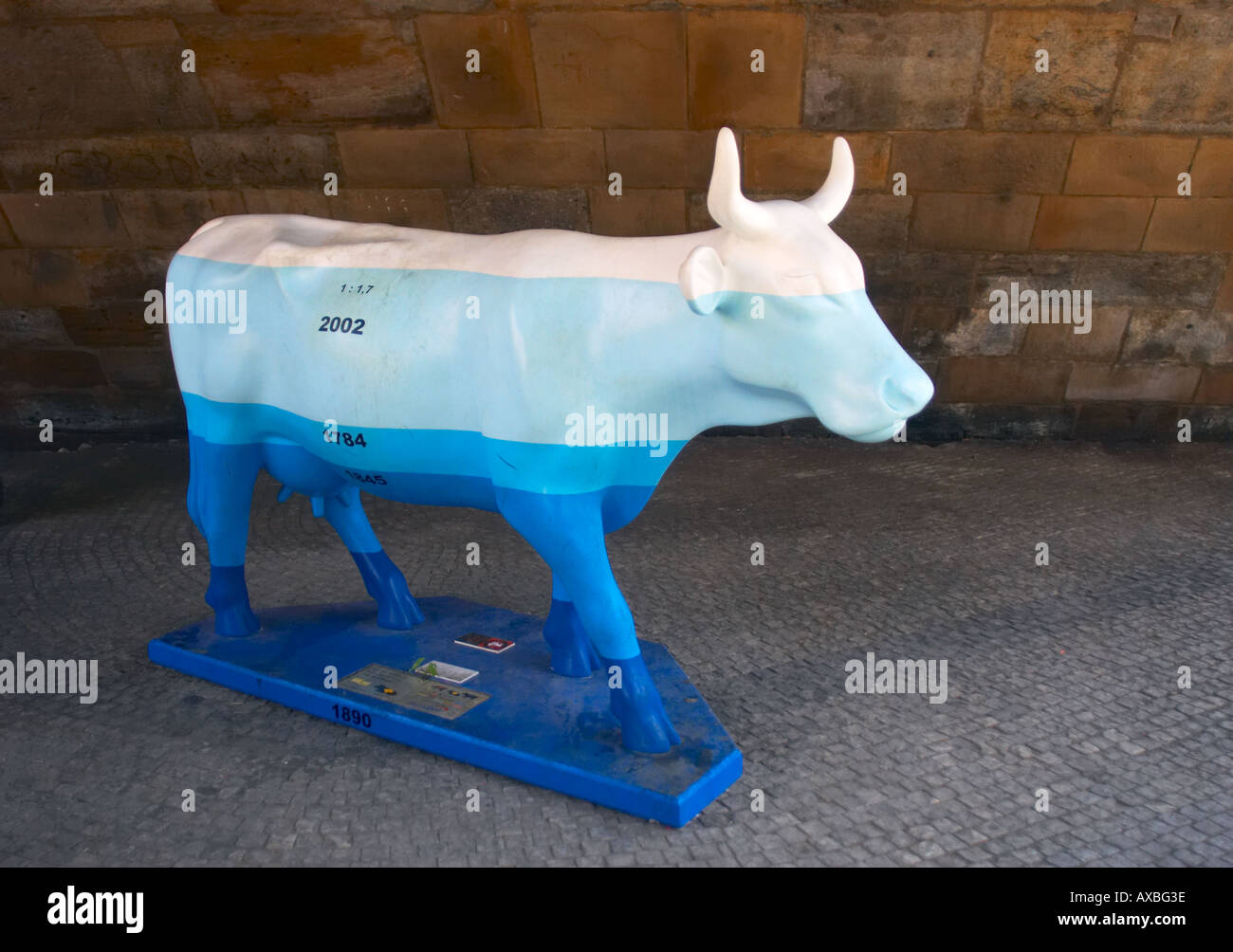 Cow parade prague hi-res stock photography and images - Alamy