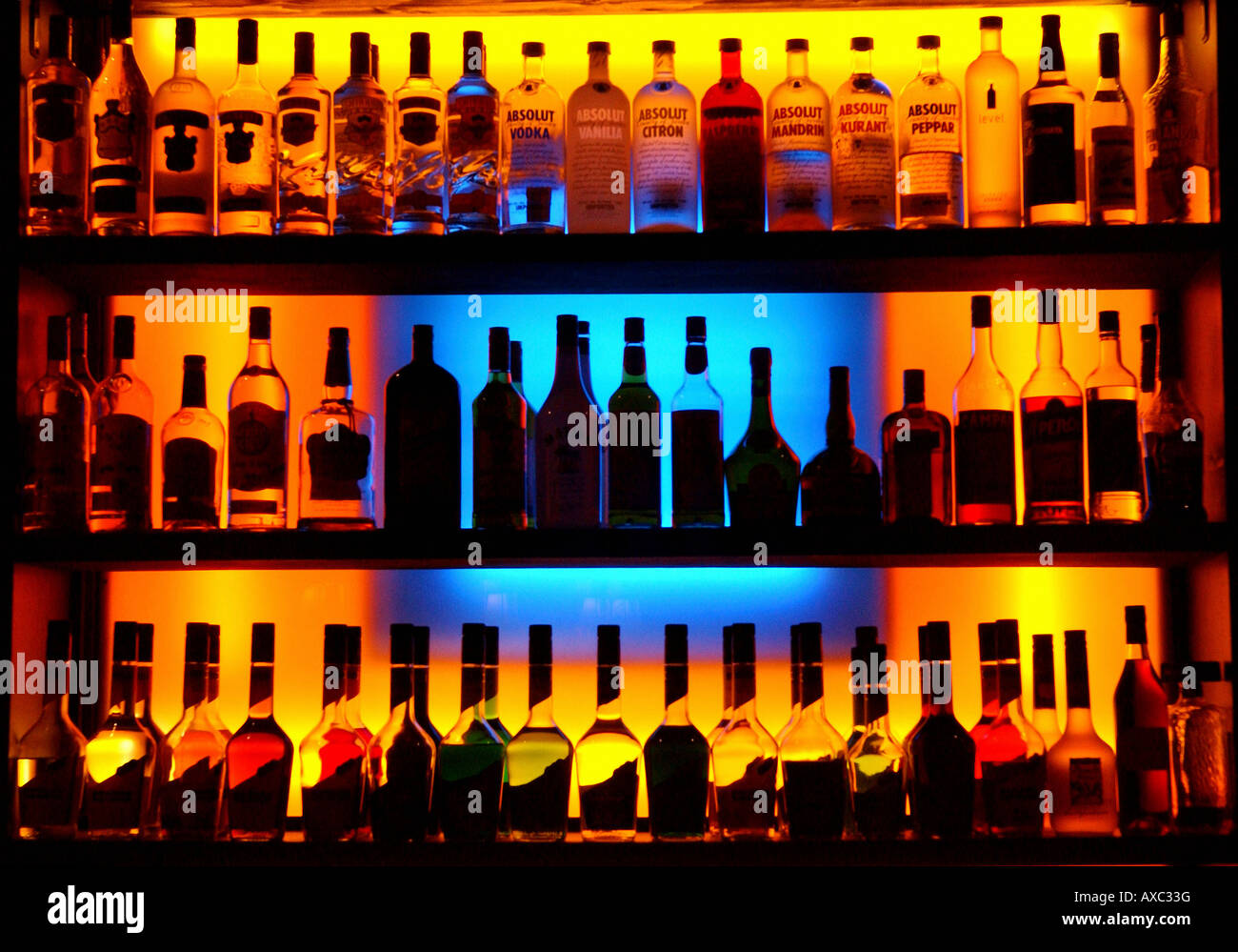 Cocktail bar online shelf