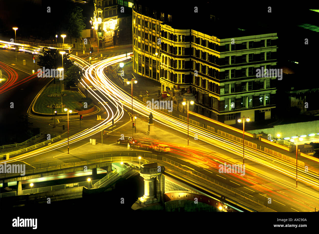 London main road hi-res stock photography and images - Alamy