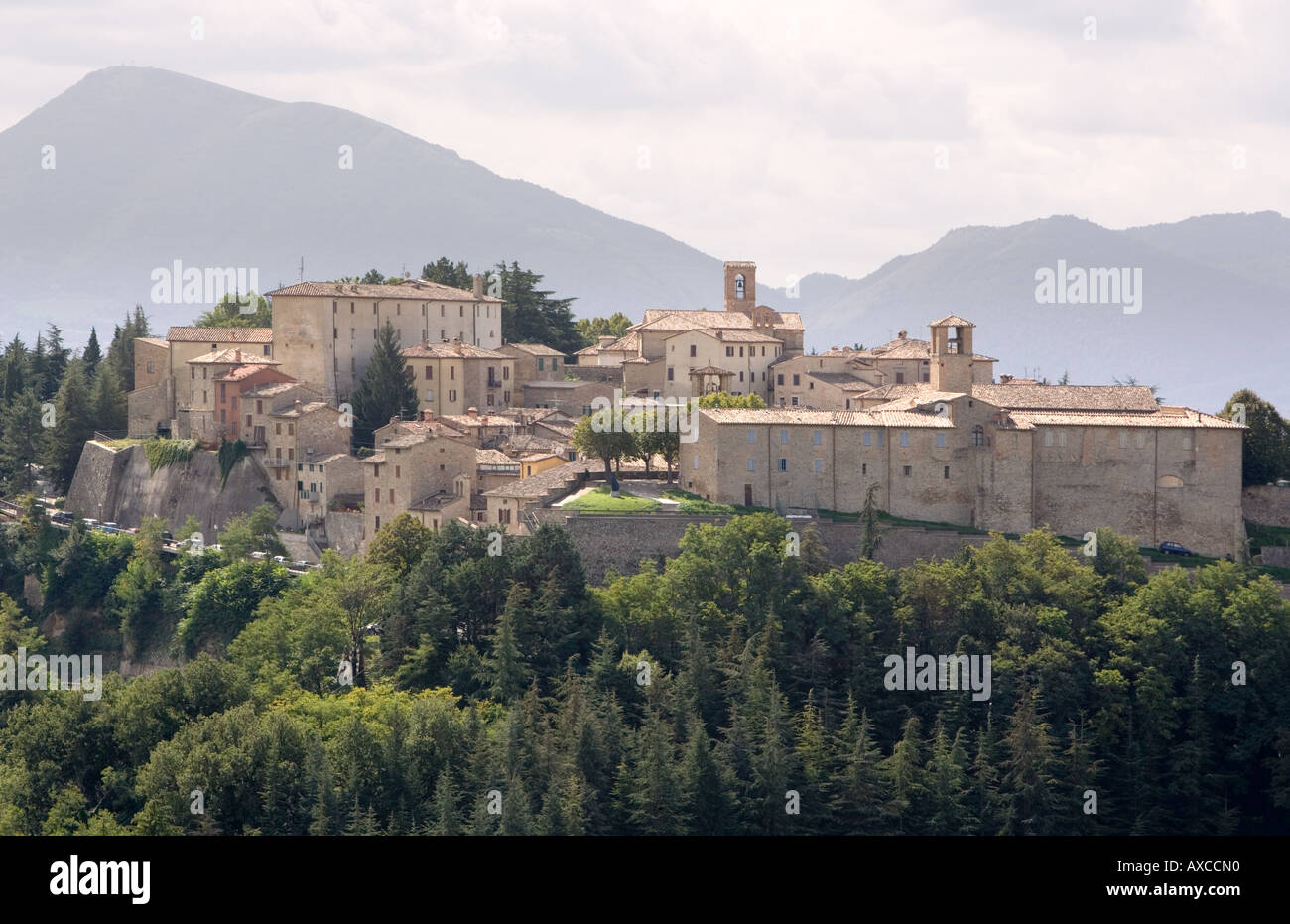 The Umbrian hill town of Montone Italy Stock Photo - Alamy