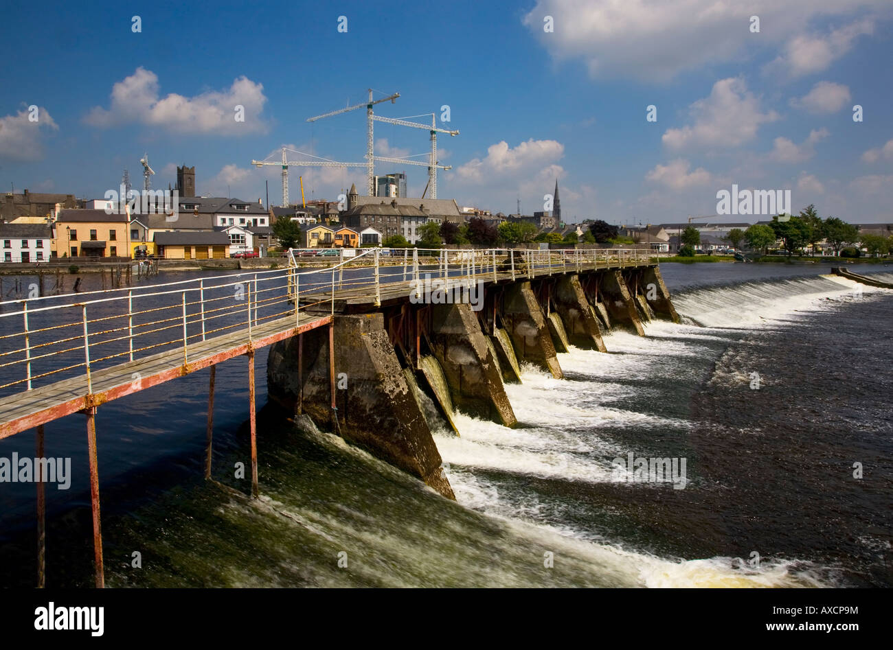 Salmon leap hires stock photography and images Alamy