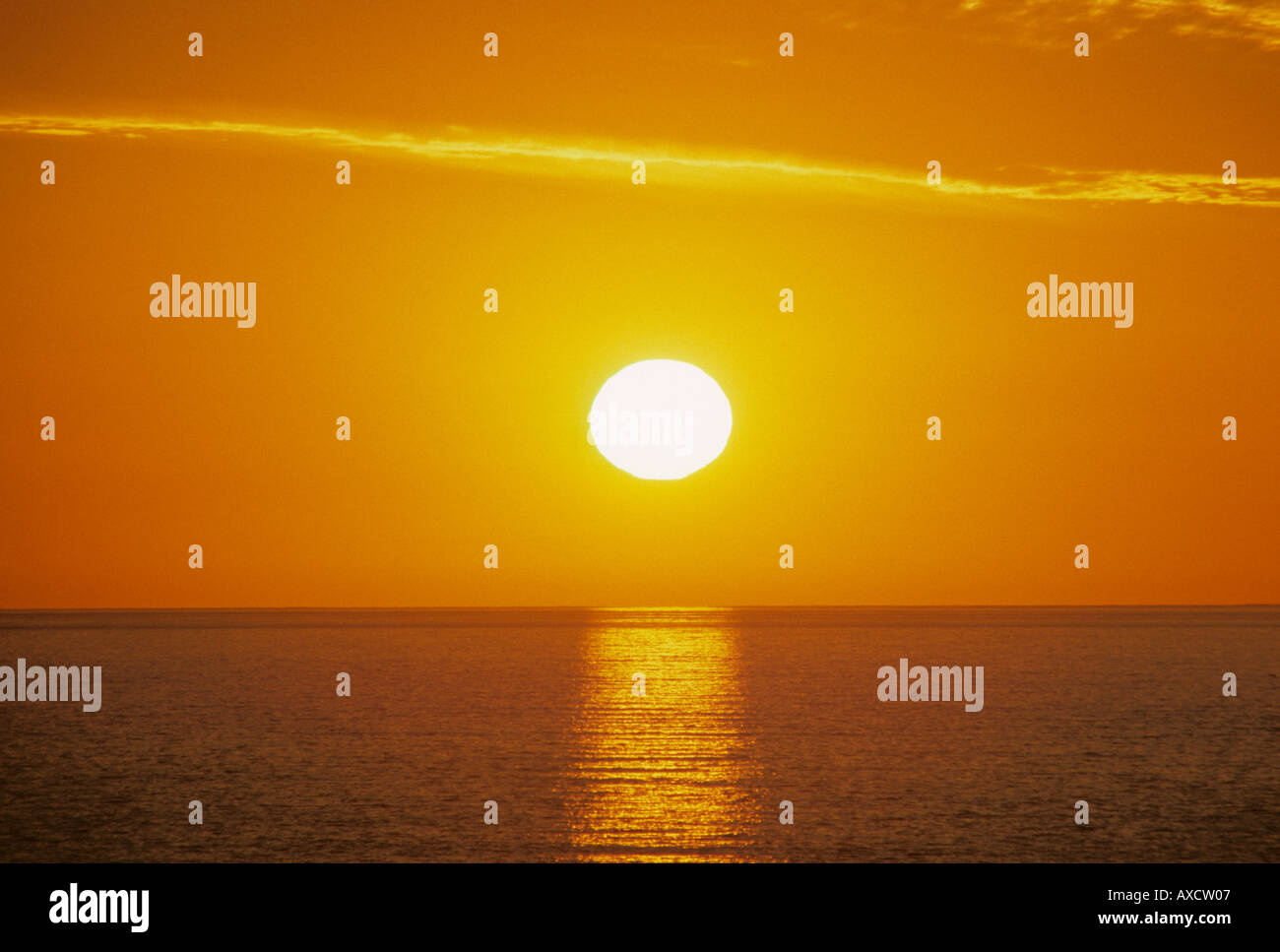 Sunrise over the Atlantic Ocean Stock Photo - Alamy