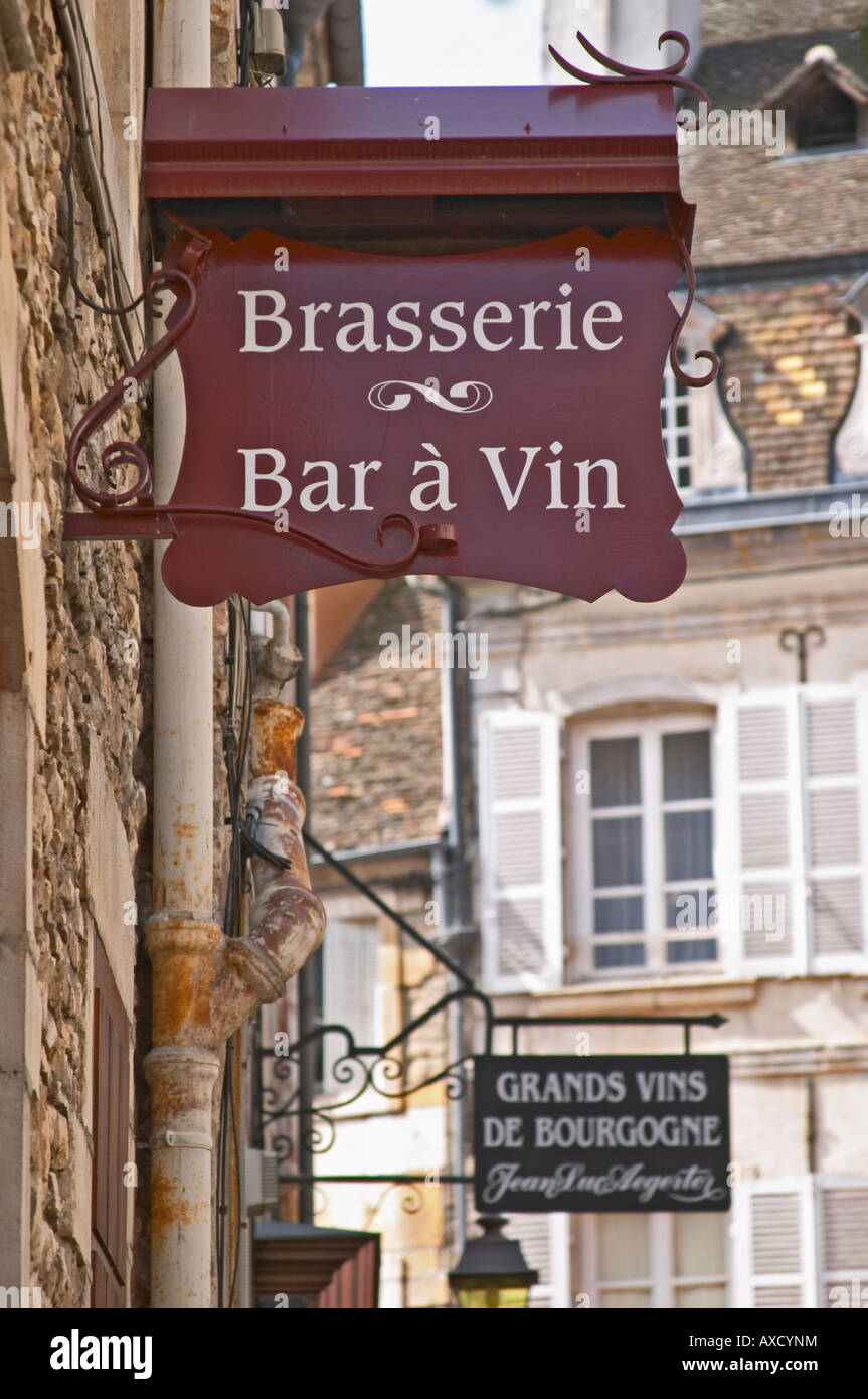 Brasserie, bar a vin, wine bar. Beaune, cote de Beaune, d'Or, Burgundy