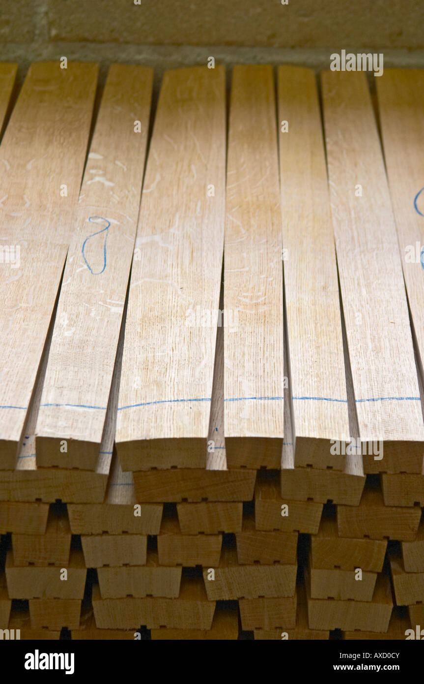 Shaped staves. Cooperage, barrel manufacturing, Cadus, Louis Jadot