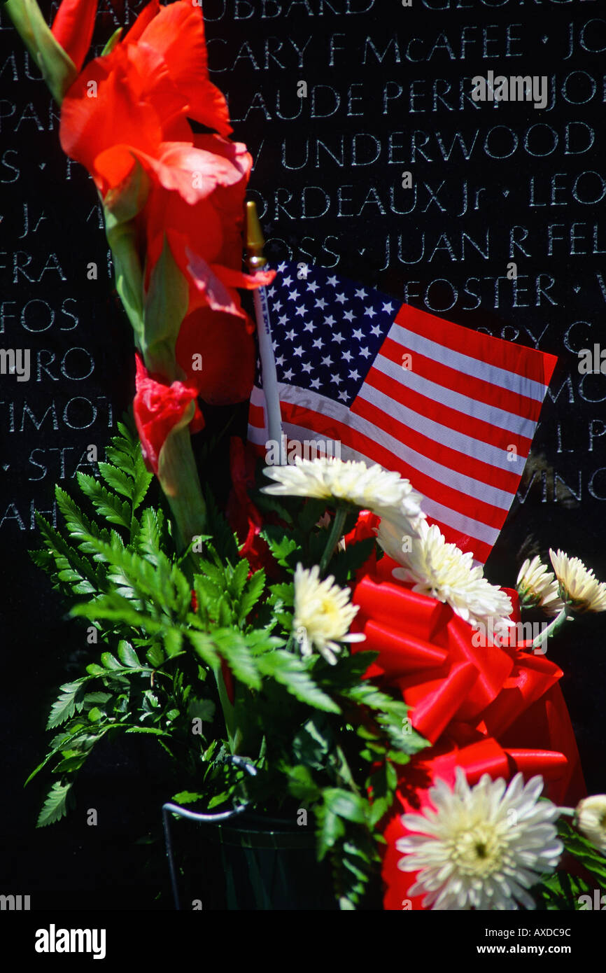 Flowers vietnam war memorial in hi-res stock photography and images - Alamy