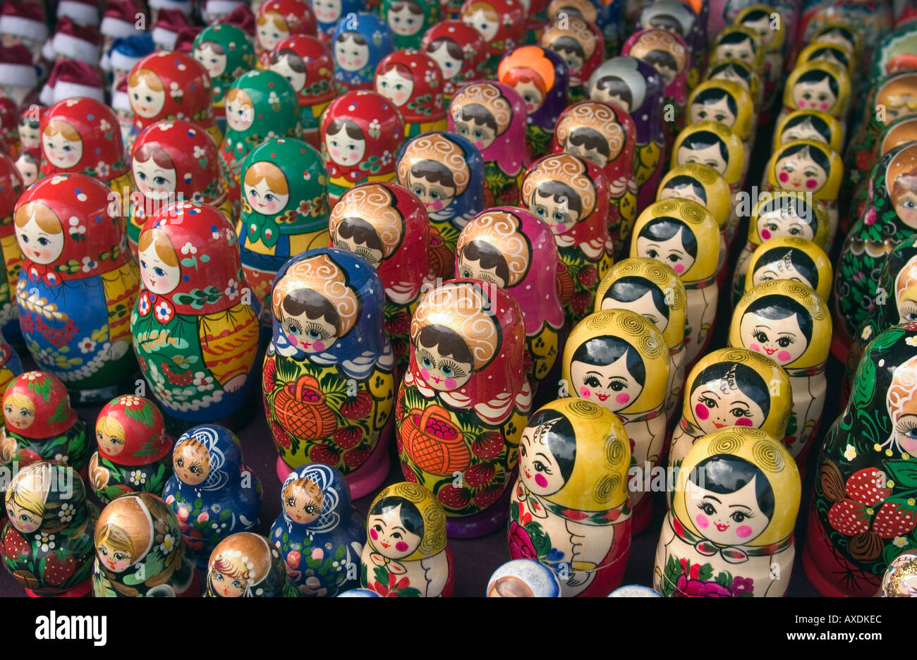 Russian puppets hi-res stock photography and images - Alamy