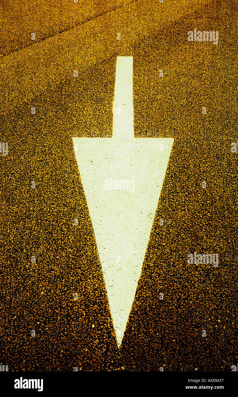 Golden arrow car hi-res stock photography and images - Alamy