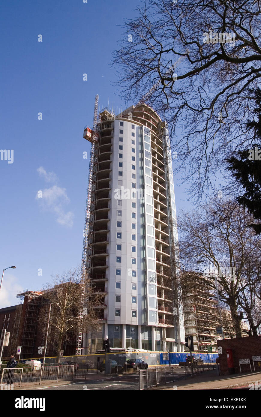 construction of luxury apartments in Croydon Surrey Stock Photo Alamy