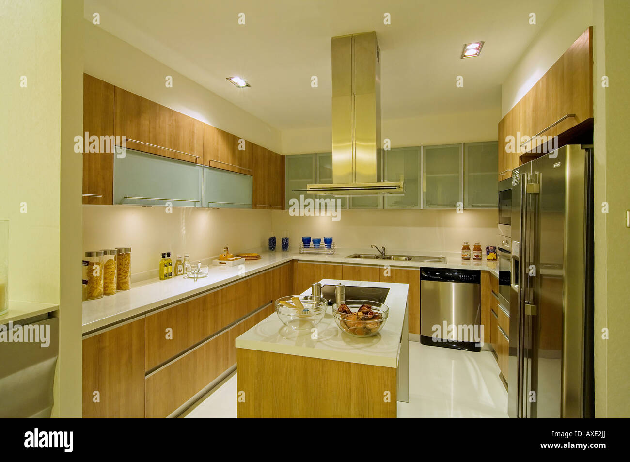 Thailand, Pattaya, modern kitchen in condominium Stock Photo Alamy