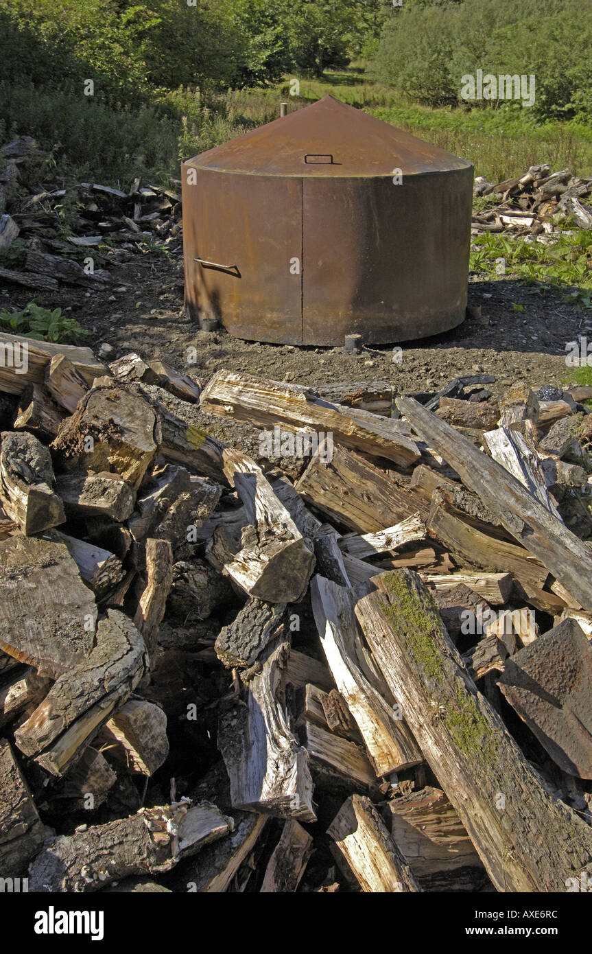 A charcoal burner in the Coedydd Aber Nature Reserve, Snowdonia, North Wales Stock Photo