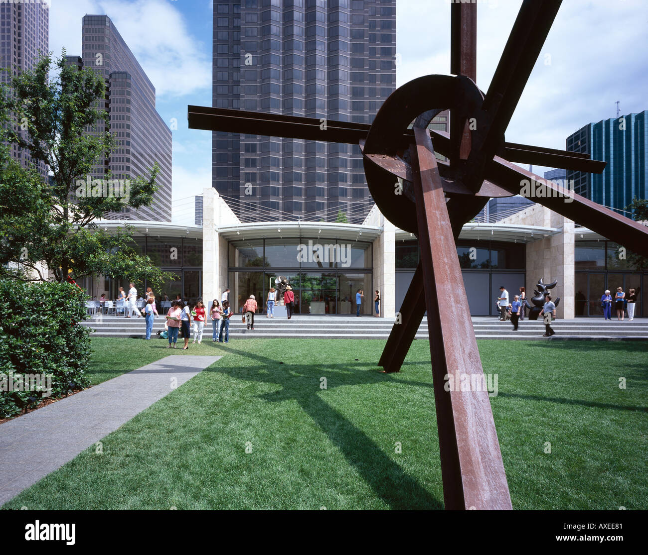 Nasher Sculpture Center, Dallas, Texas. Exterior with Mark di Suvero’s