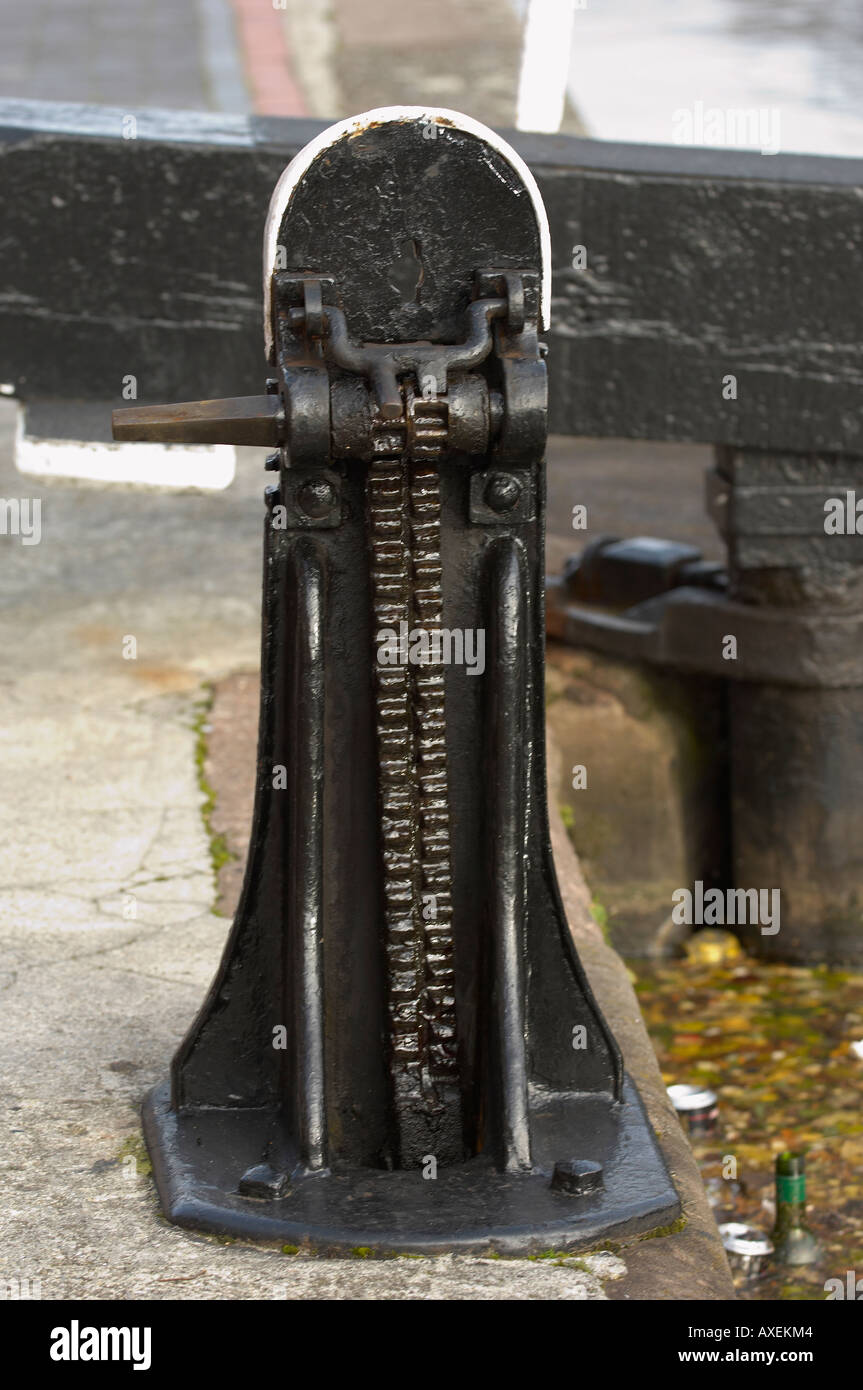 Paddle near canal lock gate Stock Photo Alamy