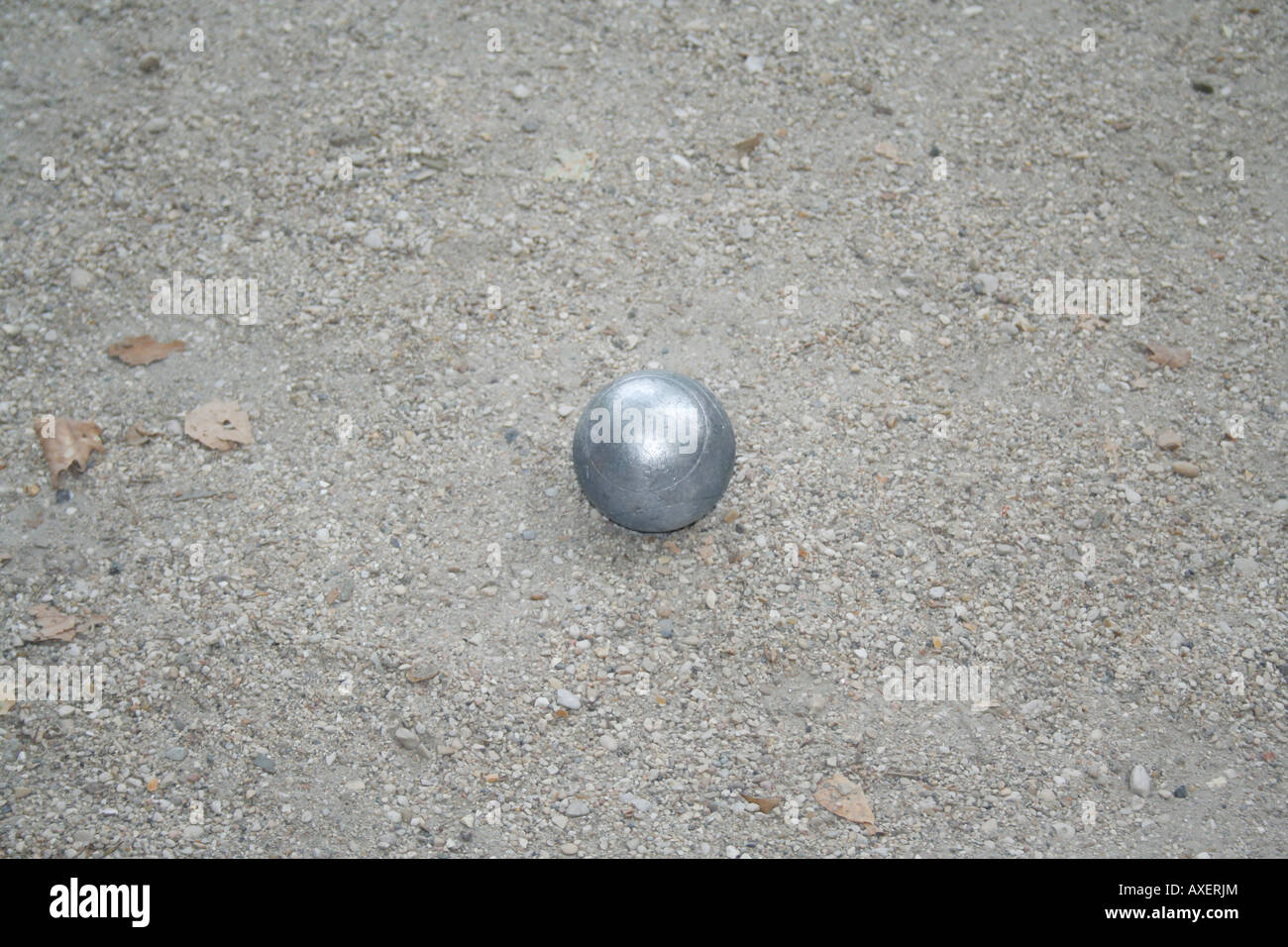 Jeu Provensal L Boule Obut Boule Unic Boule Integrale Boule Bleue Boule  Noire Okaro Boules JB L Artisanale Boule V M S Stock Photo - Alamy