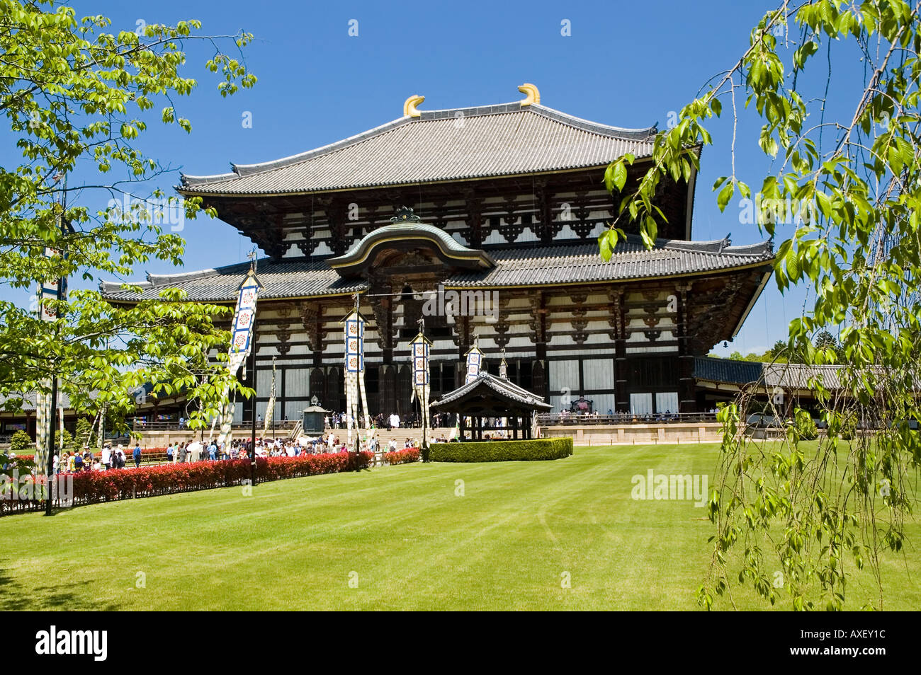 Todaiji temple stands as the world s largest wooden building in Nara