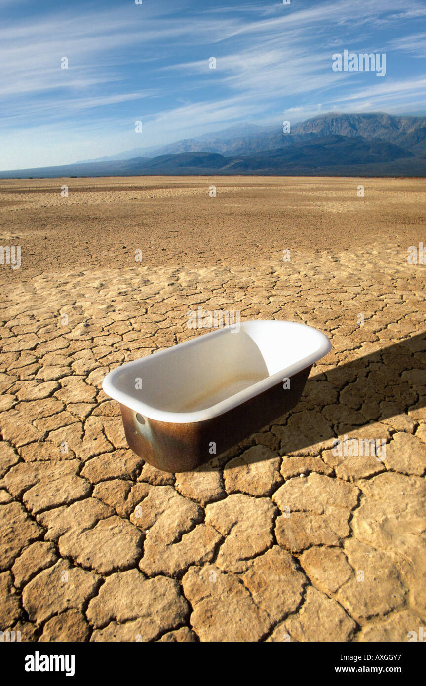 Bathtub in the desert Stock Photo Alamy