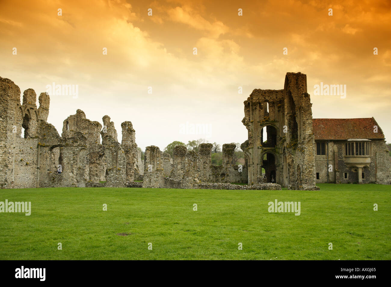 Monastic ruin norfolk hi-res stock photography and images - Alamy