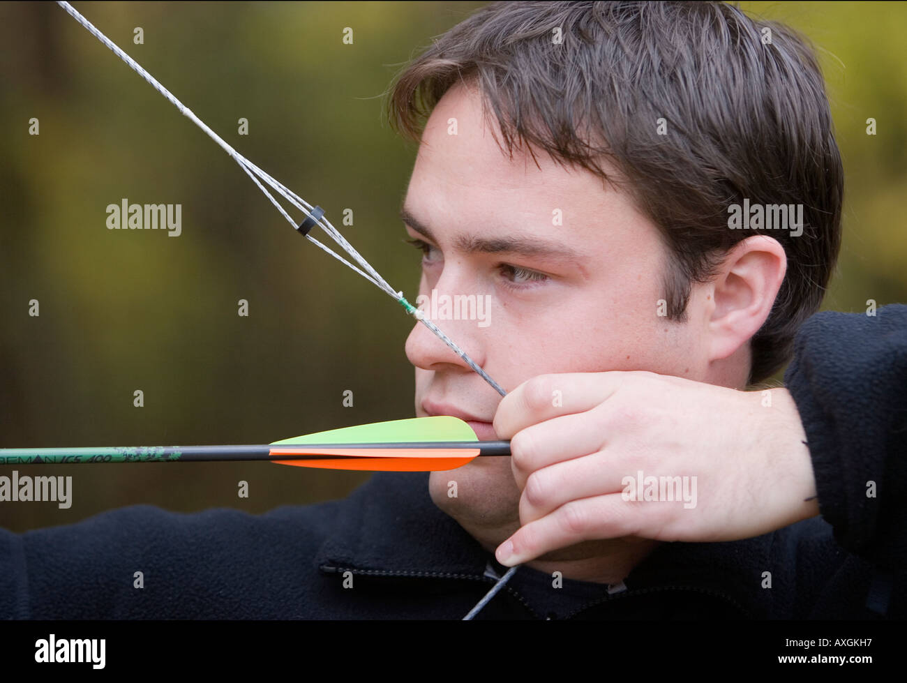 Archer Bow High Resolution Stock Photography and Images Alamy