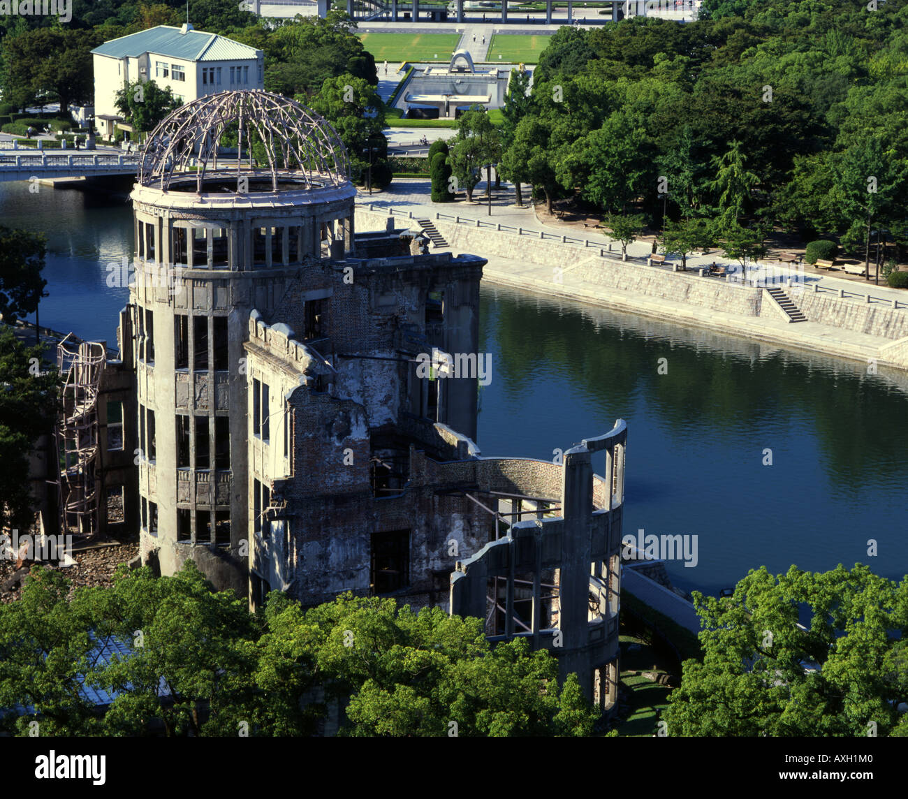 A-Bomb Dome ( Genbaku Dome ), Hiroshima, Japan.  A UNESCO World Heritage Site. Peace Memorial Park and Peace Memorial Museum. Stock Photo
