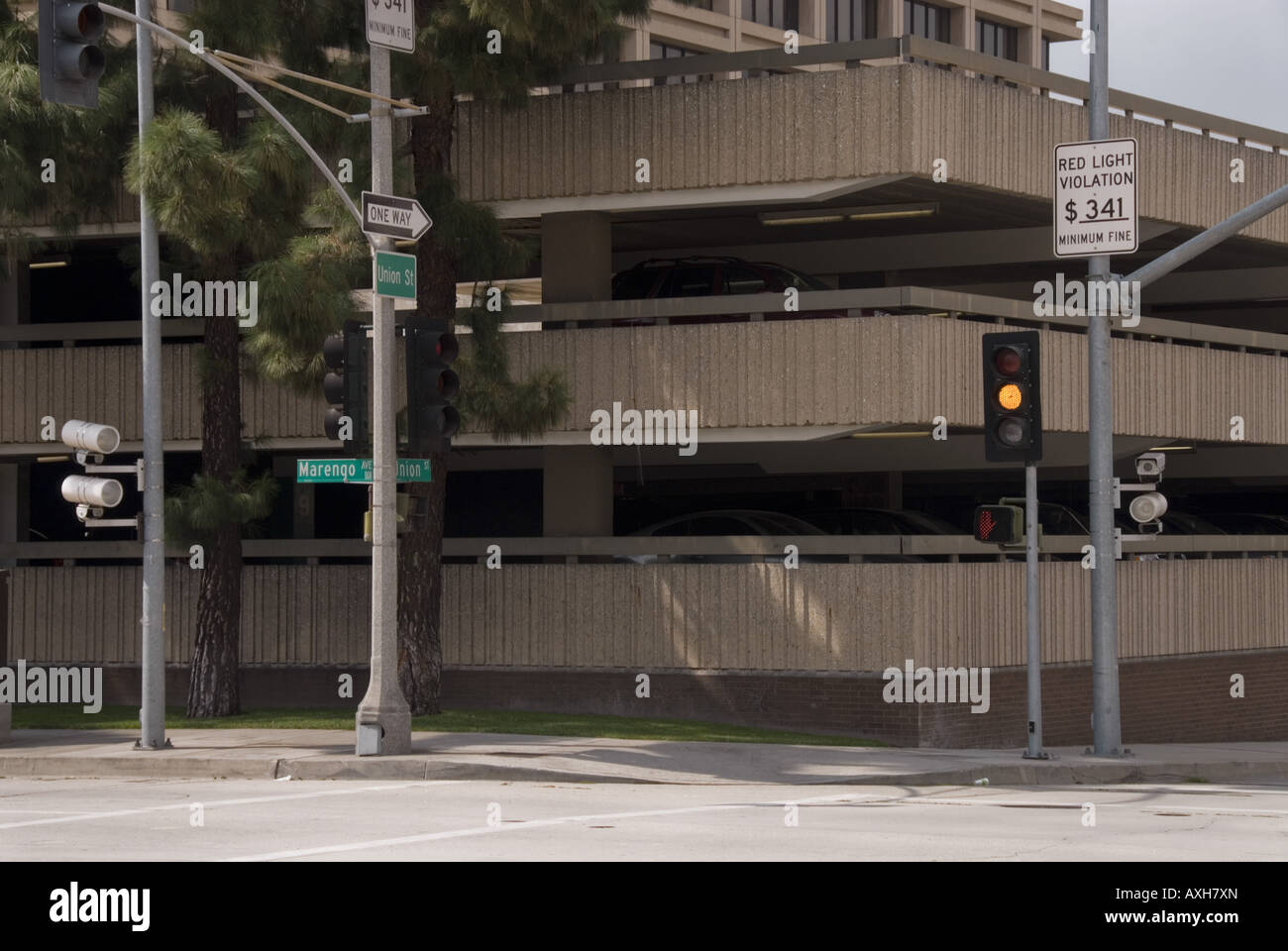 Intersection with traffic cameras Stock Photo - Alamy