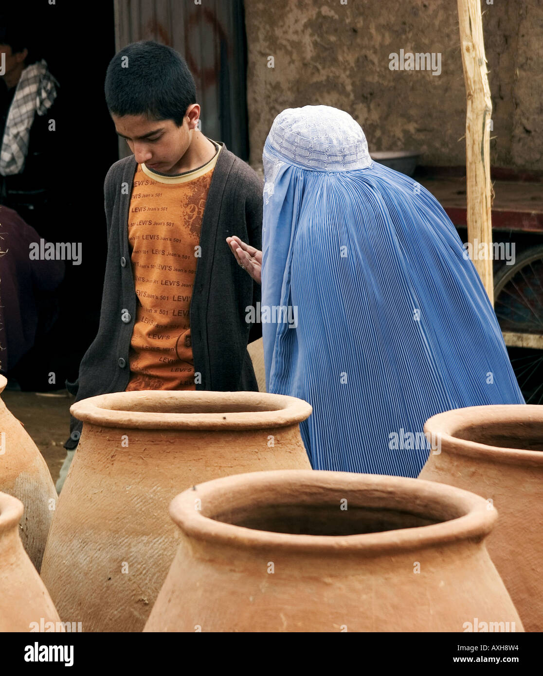 Burka afghanistan hi-res stock photography and images - Alamy