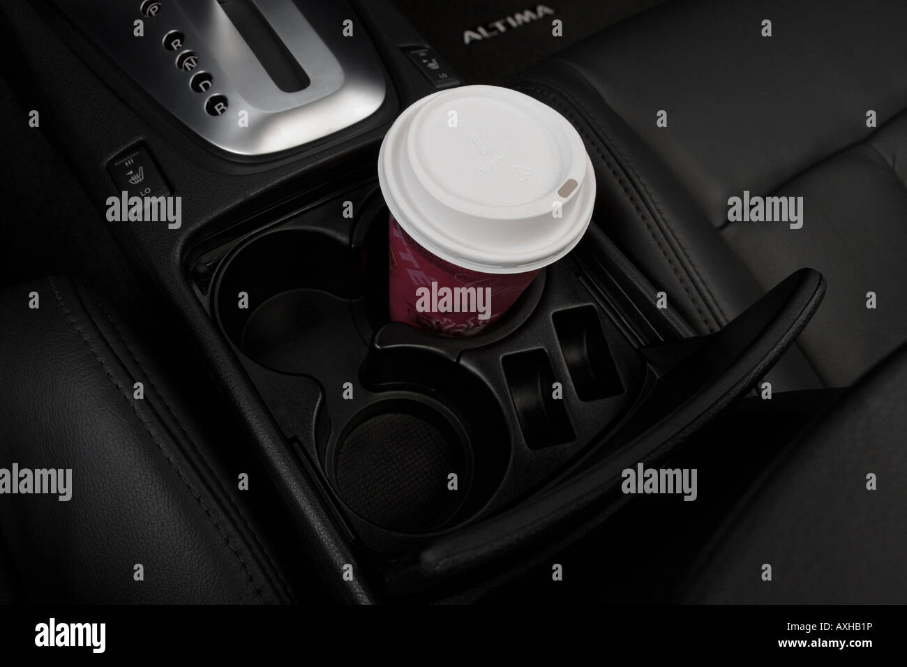 Nissan Altima: Cup holders Nissan Altima: Cup holders