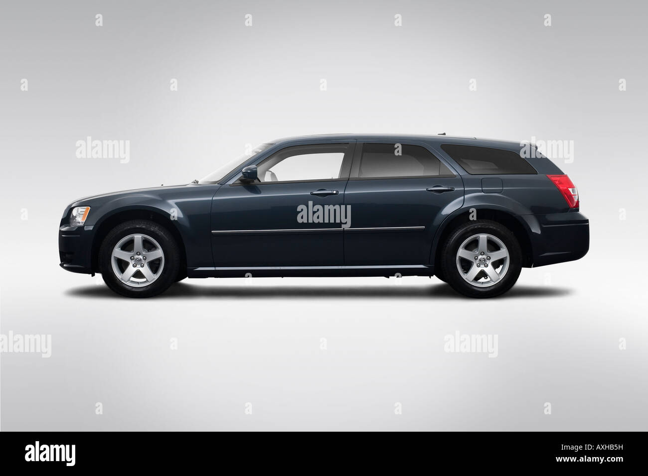 2008 Dodge Magnum SXT in Blue - Drivers Side Profile Stock Photo