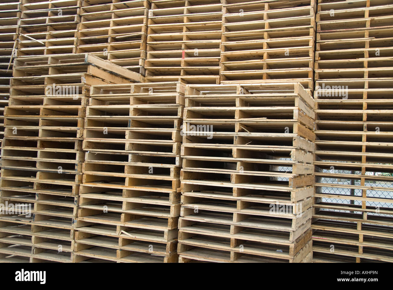Chep pallets hires stock photography and images Alamy
