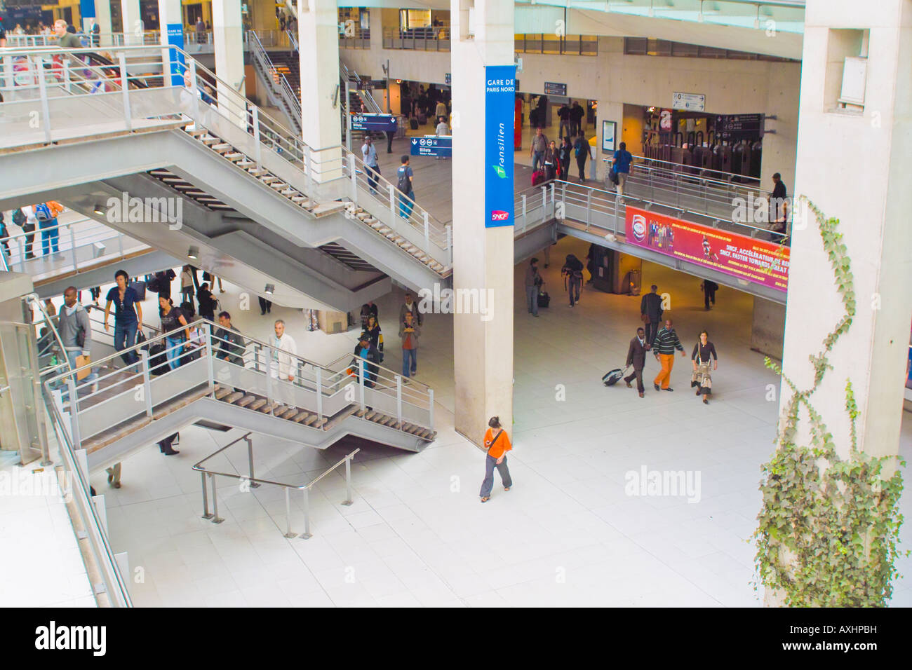 View of new concourse at Gare du Nord Station Paris Stock Photo - Alamy