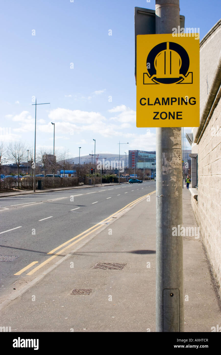 Clamping zone hires stock photography and images Alamy