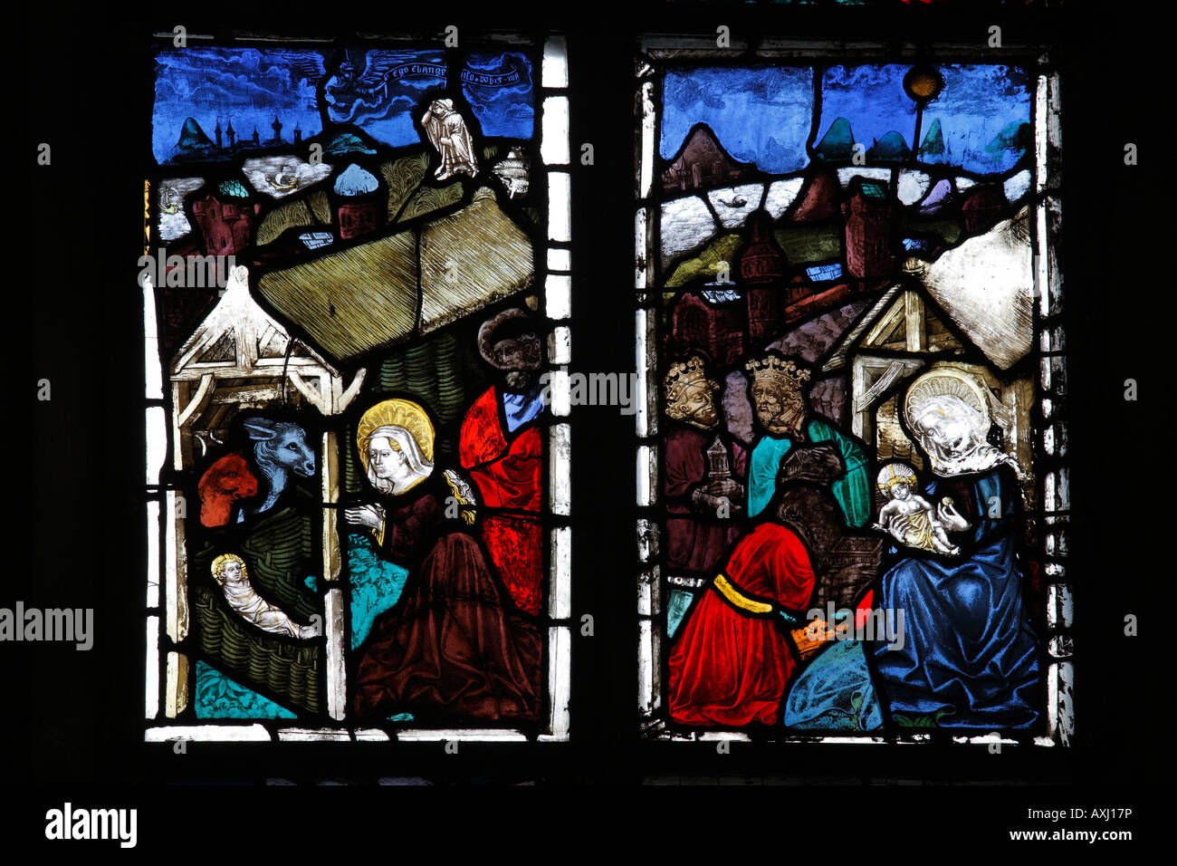 Ulm, Münster, Bessererkapelle, Glasmalerei im Chörlein, Geburt Christi und Anbetung der Könige Stock Photo
