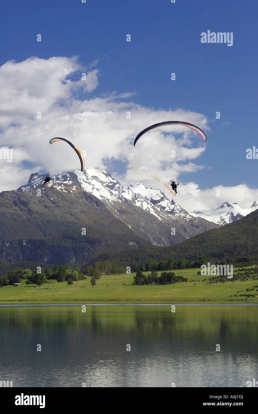 Parachute canopy diamond hires stock photography and images Alamy