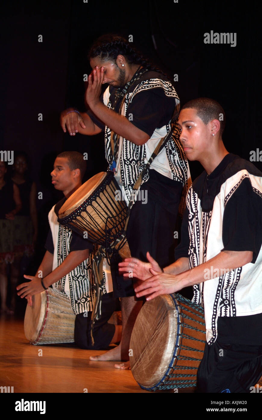 Drummers playing hi-res stock photography and images - Alamy