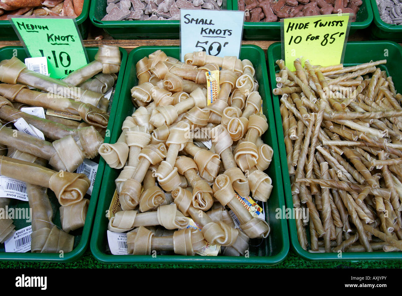 pet food vendor chews store shop traditional mobile stall keeper retail