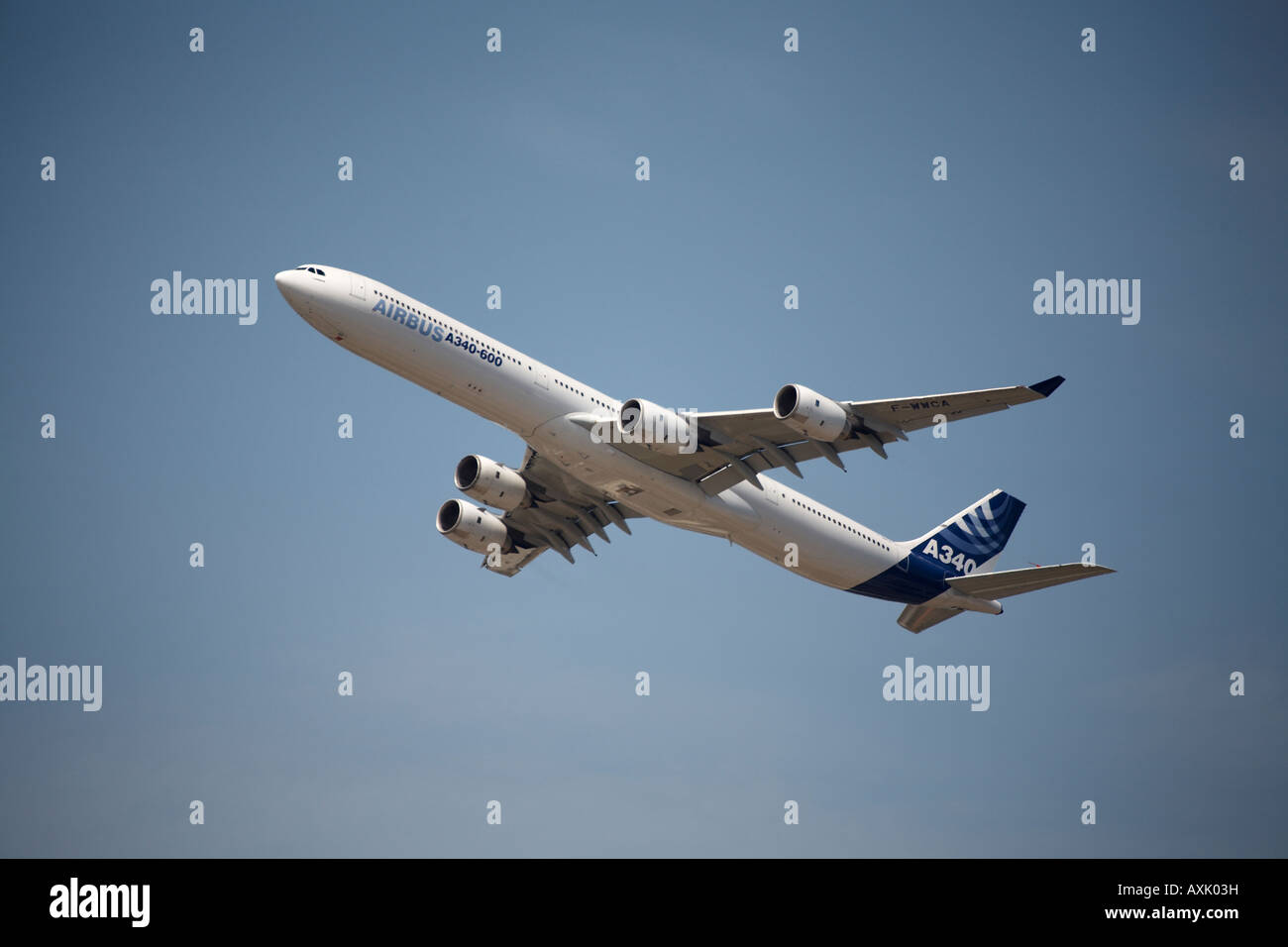 Airbus A340 600 aircraft on flying display at Farnborough International Airshow July 2006 Stock Photo