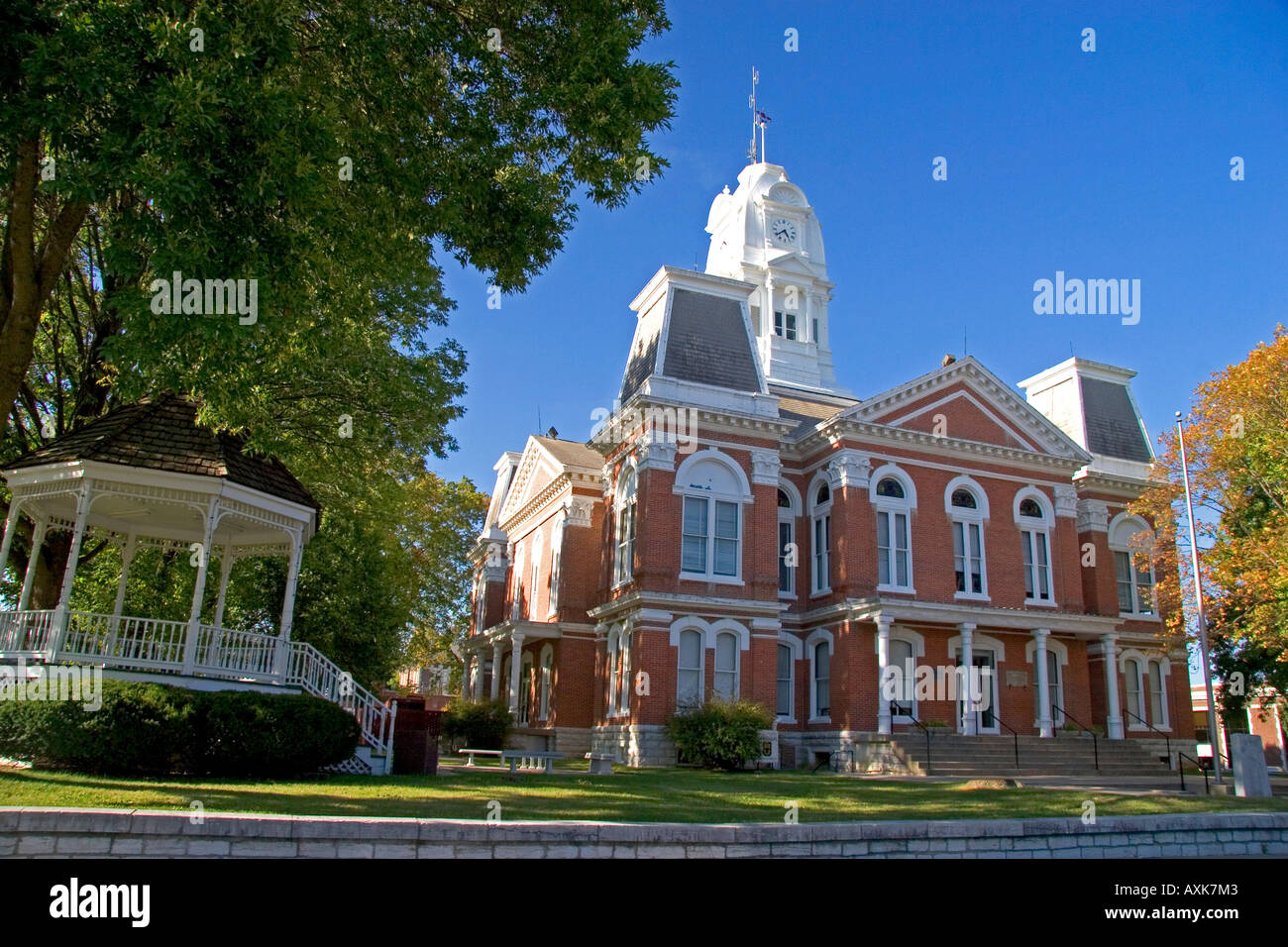 Howard County Courthouse at Fayette Missouri Stock Photo - Alamy