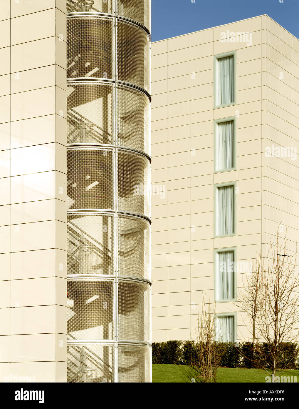 HILTON LONDON HOTEL SOUTH TERMINAL GATWICK AIRPORT Stock Photo Alamy