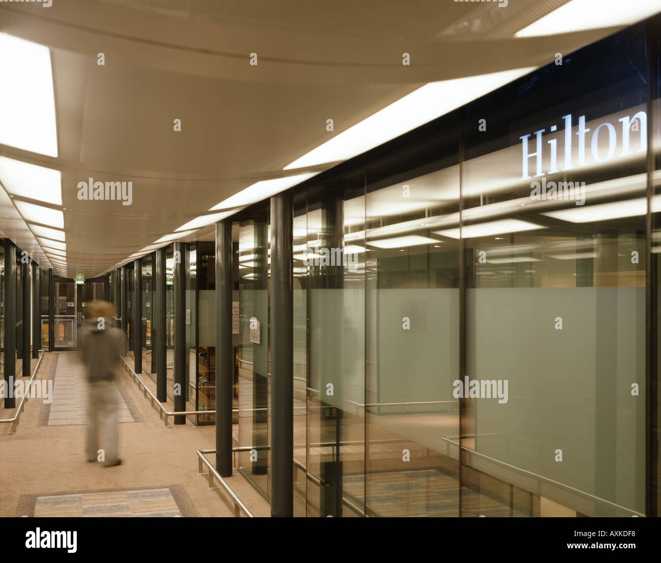 HILTON LONDON HOTEL SOUTH TERMINAL GATWICK AIRPORT Stock Photo Alamy