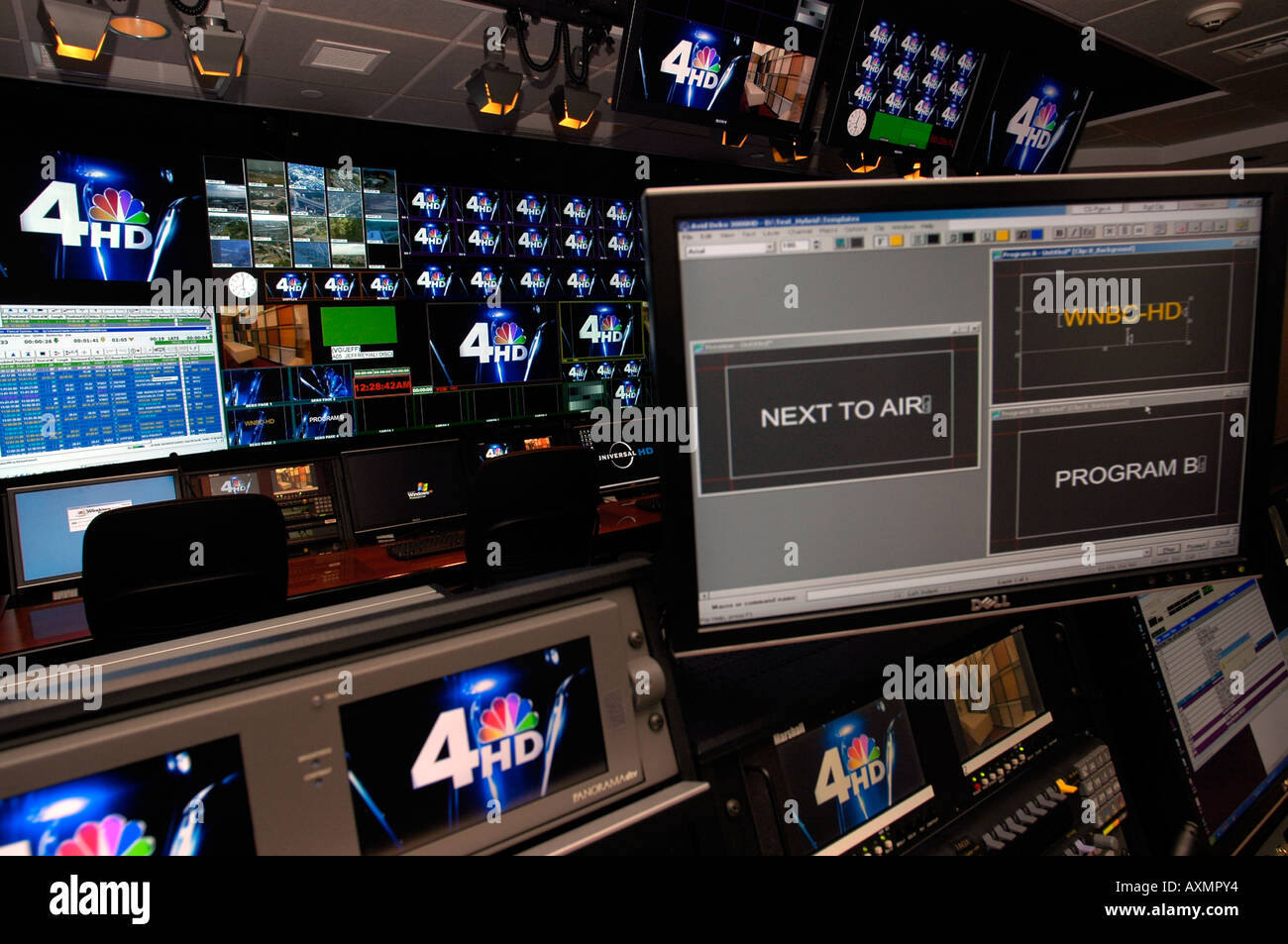 WNBC Channel Four HDTV studio and control room in Rockefeller Center Stock Photo