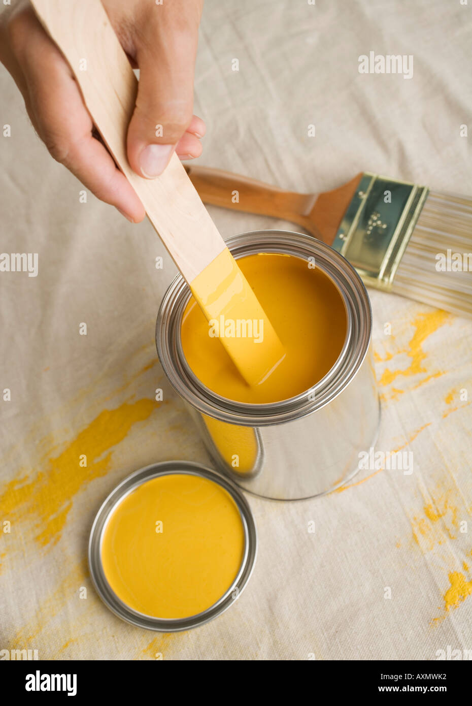 Stirring paint hires stock photography and images Alamy