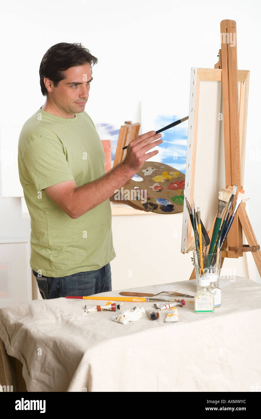 Man art easel paint hi-res stock photography and images - Alamy