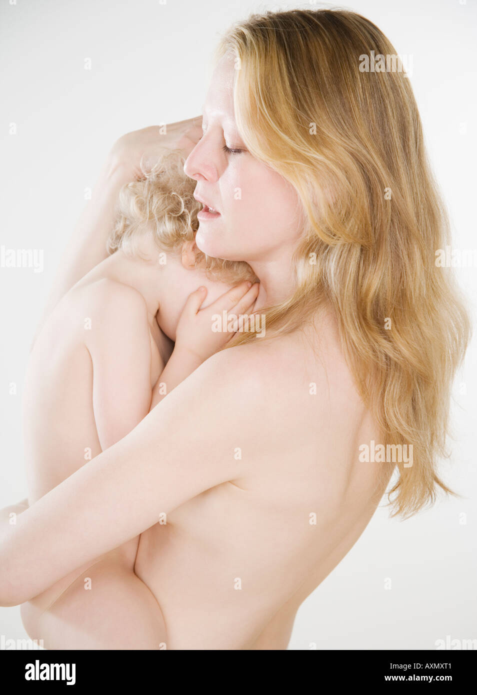  mother nude daughter 